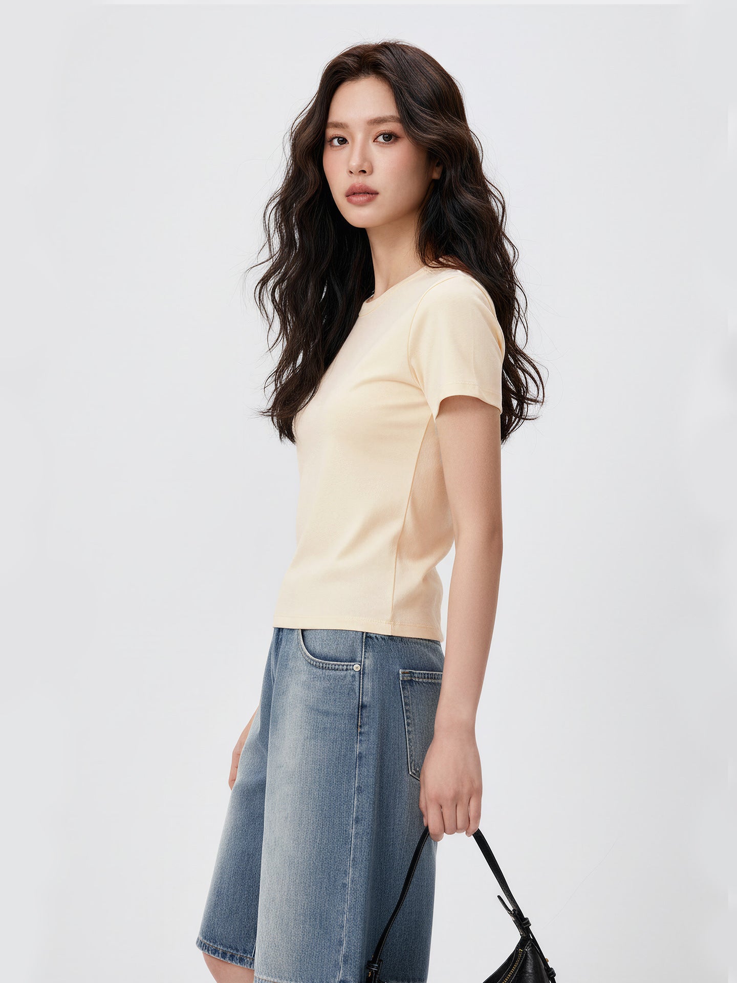 Finally a Basic Tee That Actually FITS Right 🙌✨ (And It's So Soft)