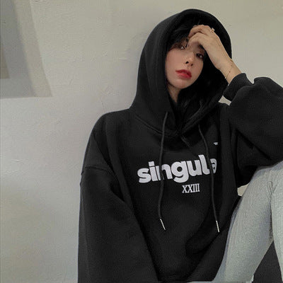 Cold Weather Has NO Business Ruining Your Cute Fits — This Fleece Sweatshirt Fixes That ❄️🔥